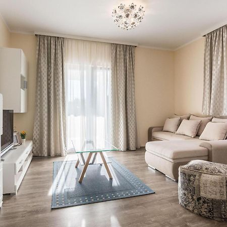 Beautiful Home In Privlaka With Wifi Exterior photo