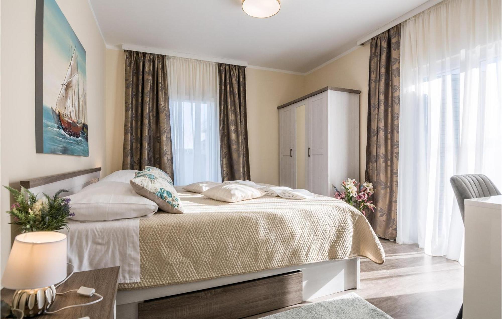Beautiful Home In Privlaka With Wifi Exterior photo